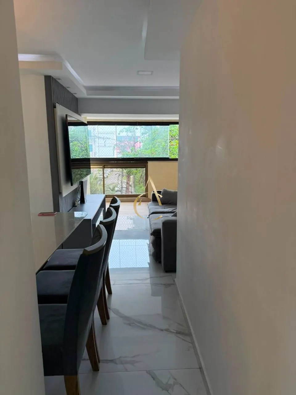 Furnished 3-bedroom apartment with a separate kitchen — photo 10