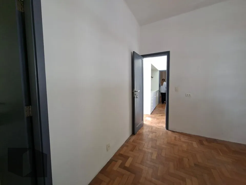 Unfurnished house with 3 bedrooms and a balcony — photo 5