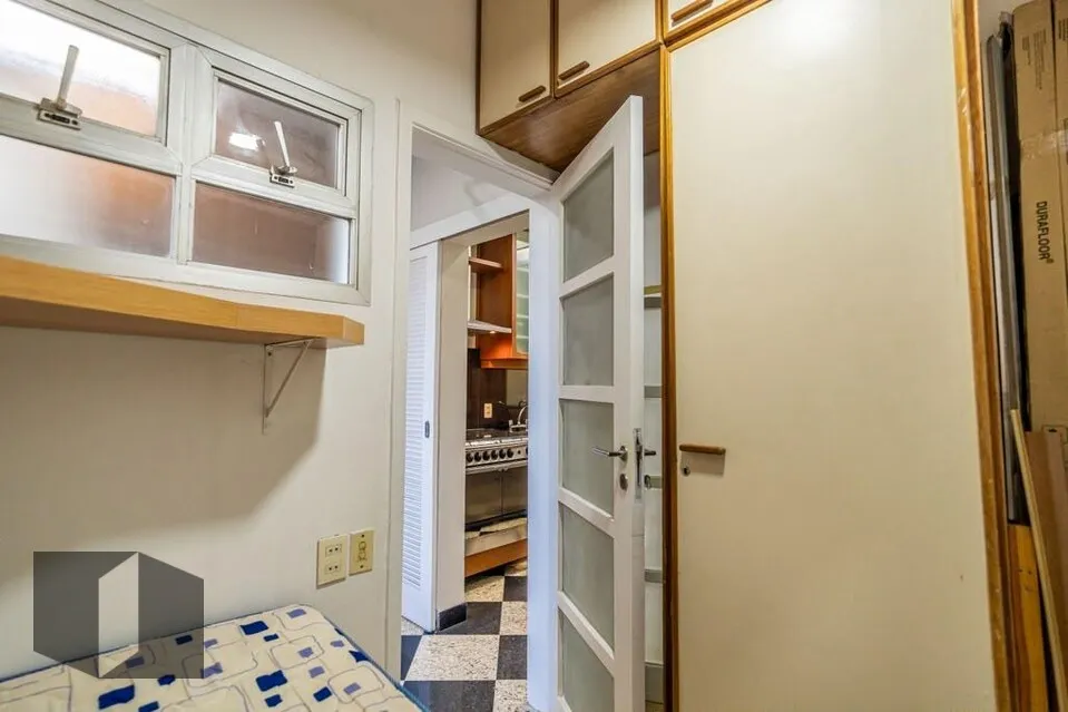 Apartamento com 4 quartos e cozinha fechada a gás — photo 49