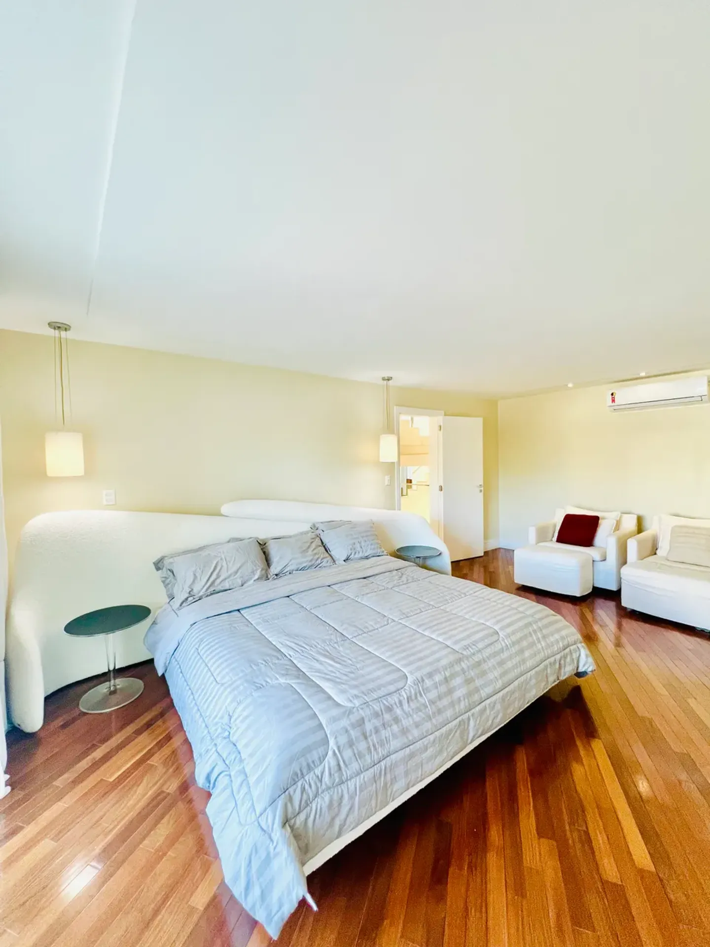 Casa mobiliada com 5 suítes e 640 m² — photo 54