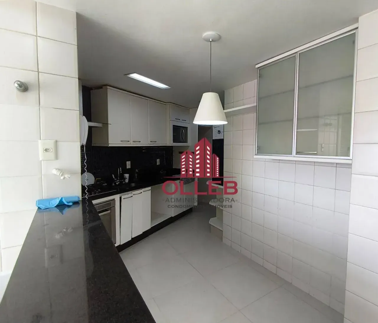 3-bedroom apartment with 4 bathrooms and enclosed balcony — photo 20