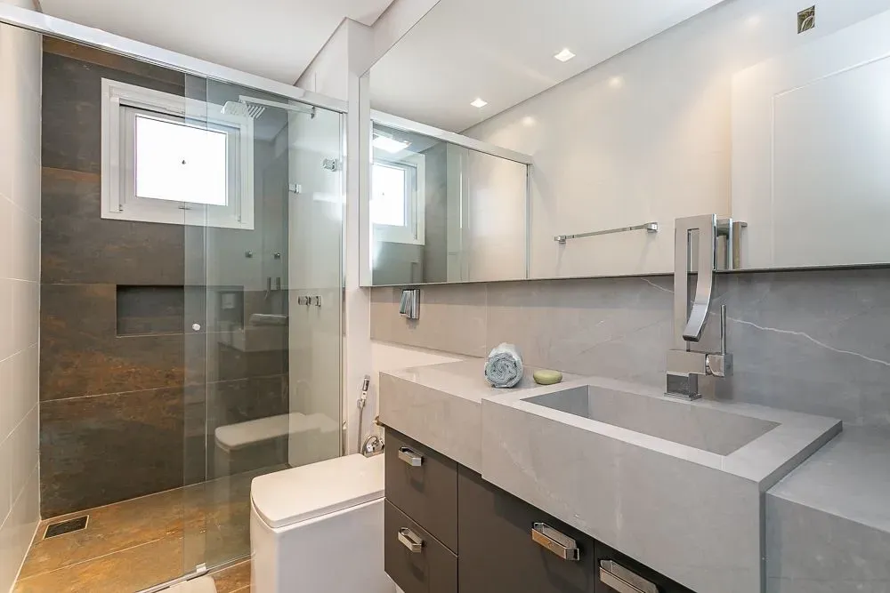 5-bedroom house with 420 m² and 5 bathrooms, integrated kitchen — photo 18