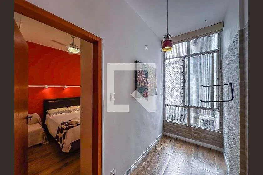 Apartamento de 1 quarto com secadora, Centro — photo 25