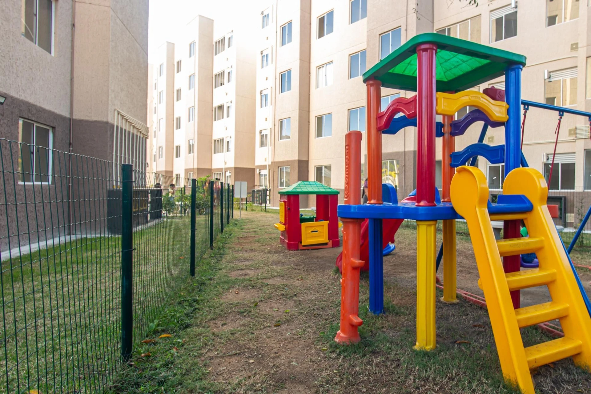 Квартира на 2 кімнати з 1 паркомісцем та відкритою кухнею — photo 32