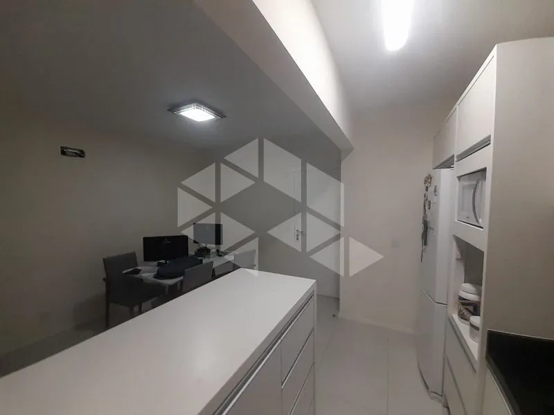 2-bedroom apartment with en-suite and open-plan gas kitchen — photo 10