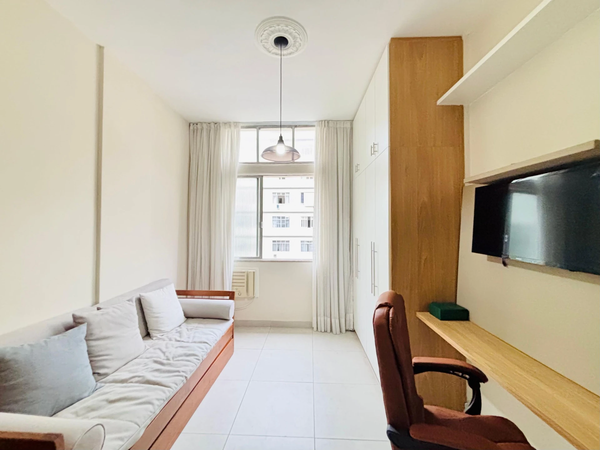 Furnished apartment, 30 m², with a washing machine — photo 3