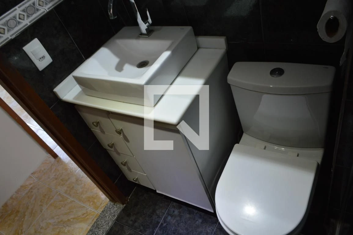 2-bedroom apartment with a mountain view in Rio de Janeiro — photo 26