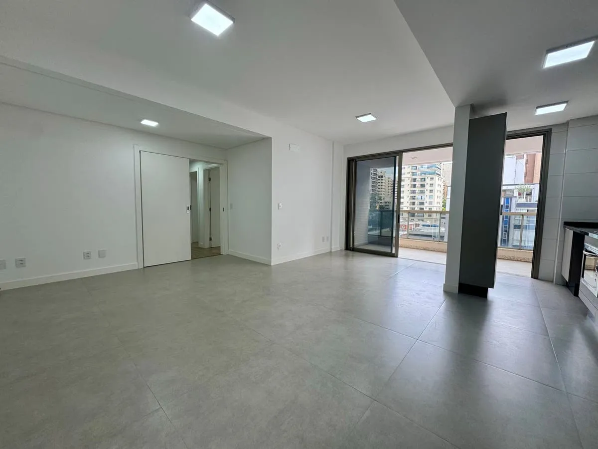 Вид на воду и 3 спальни: квартира 95 м² — photo 11