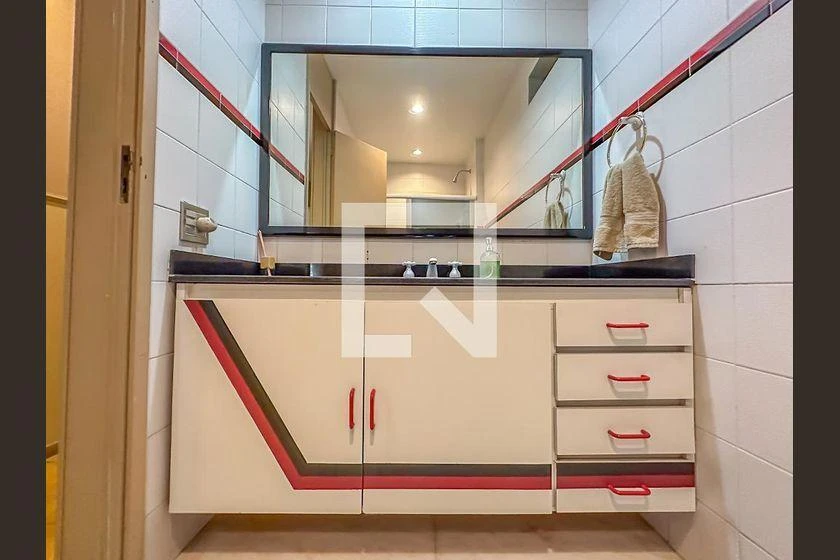 Квартира в аренду: 4 спальни, балкон, 500 м² — photo 48