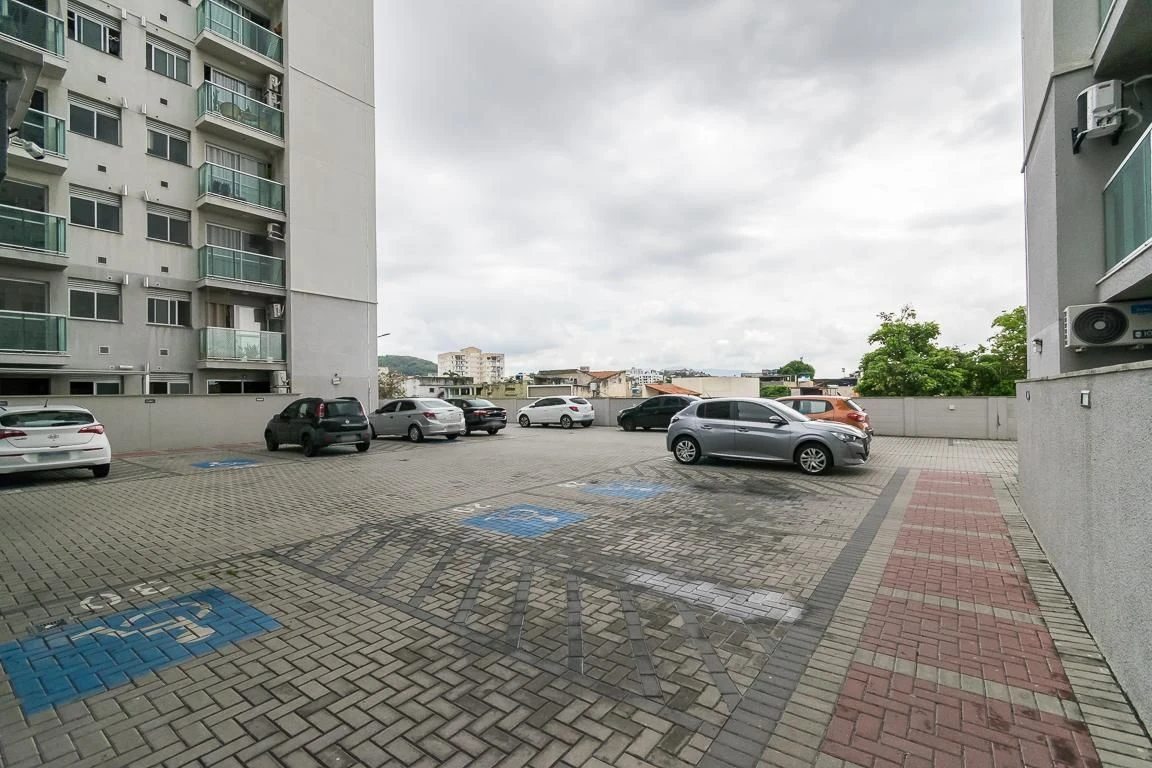 Мебльована квартира з 2 спальнями, балконом і відкритою кухнею — photo 52