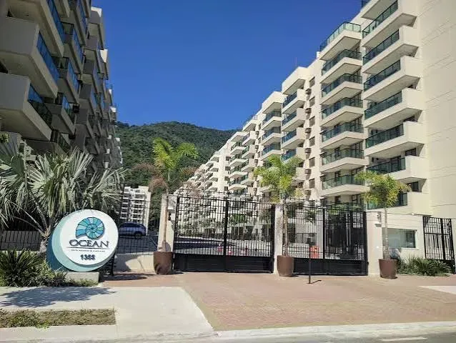 3rd-floor apartment with water views and 3 bedrooms — photo 2