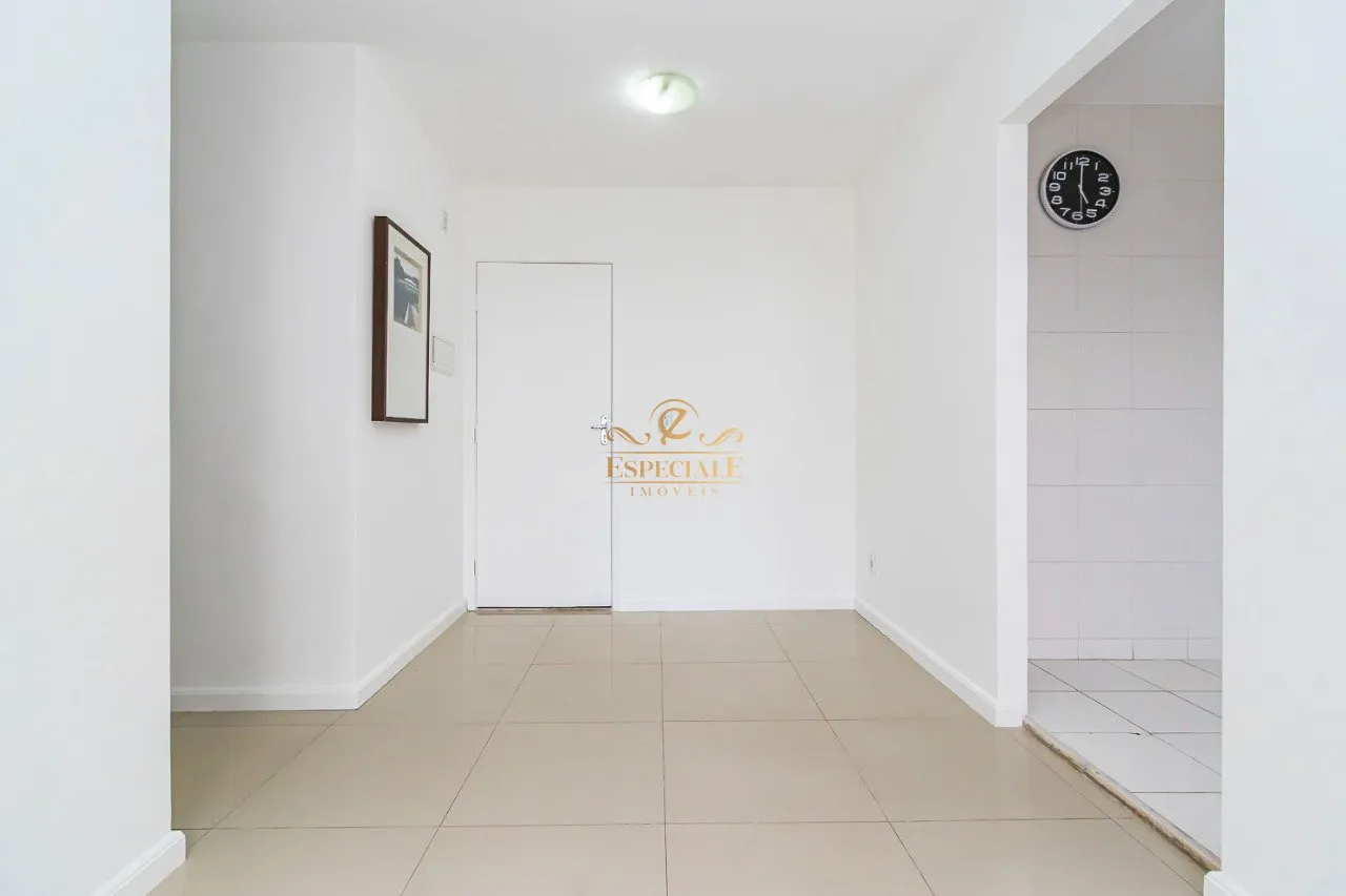 2-bedroom apartment with a balcony and parking spot — photo 6