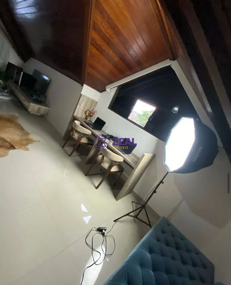 4-bedroom house with a walk-in closet in Rio de Janeiro — photo 26