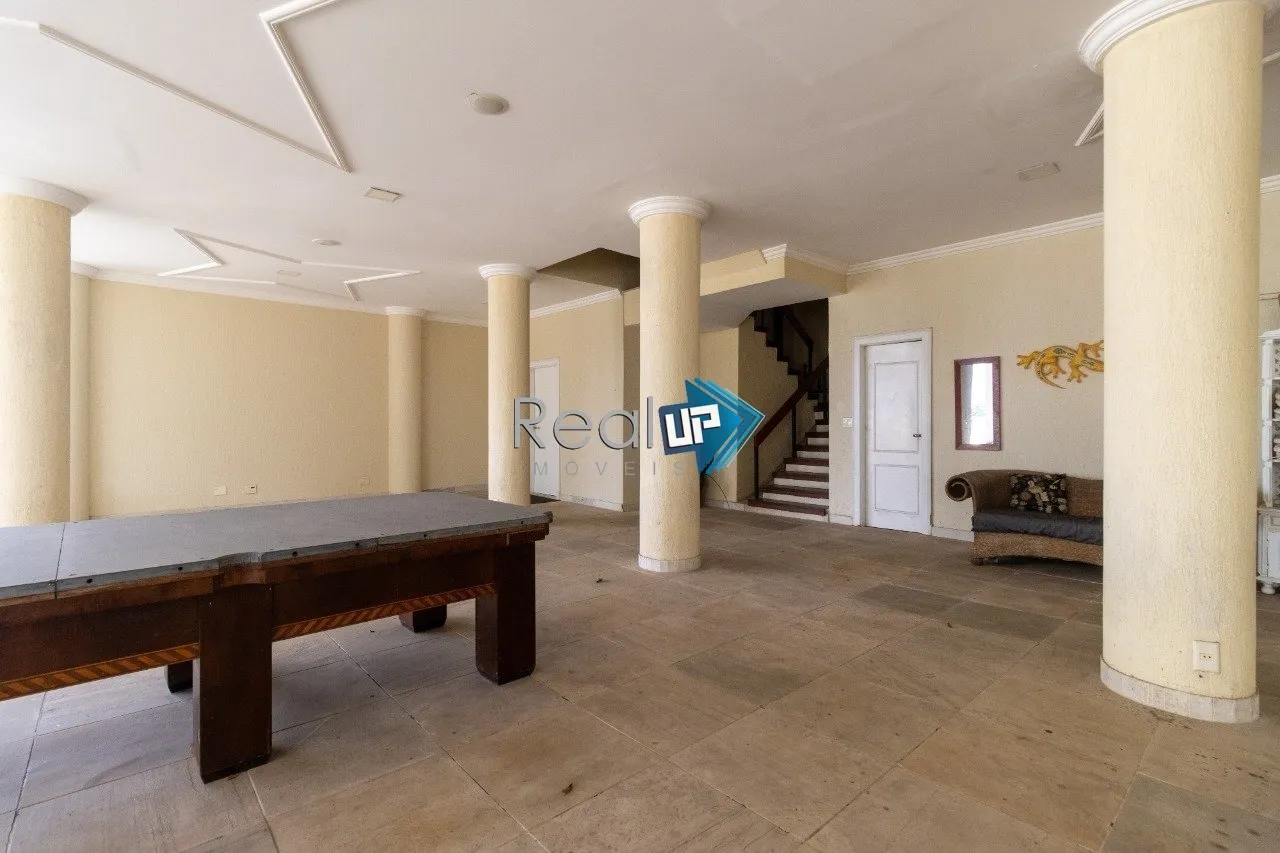 Condominium house with 5 bedrooms and 1081 m² plus laundry — photo 75