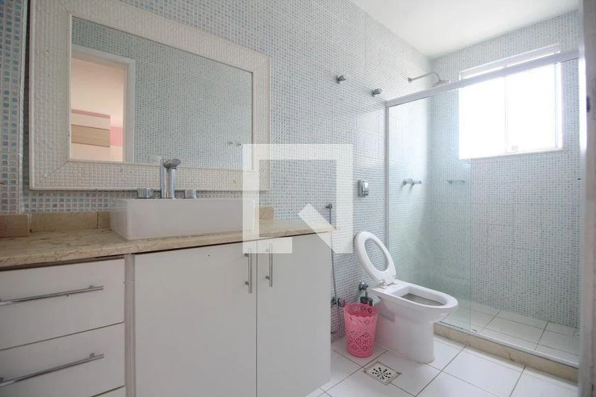 6-bedroom house with 4 en-suite suites and 600 m² — photo 28