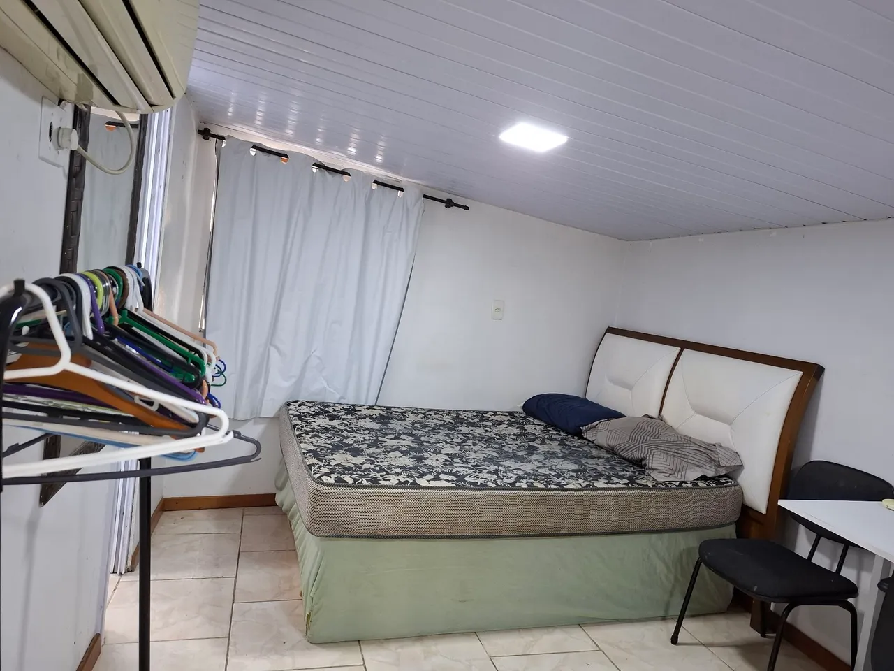 Furnished studio, 45 m², with a home office