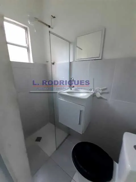 Rental apartment with 1 bedroom and glass shower — photo 2