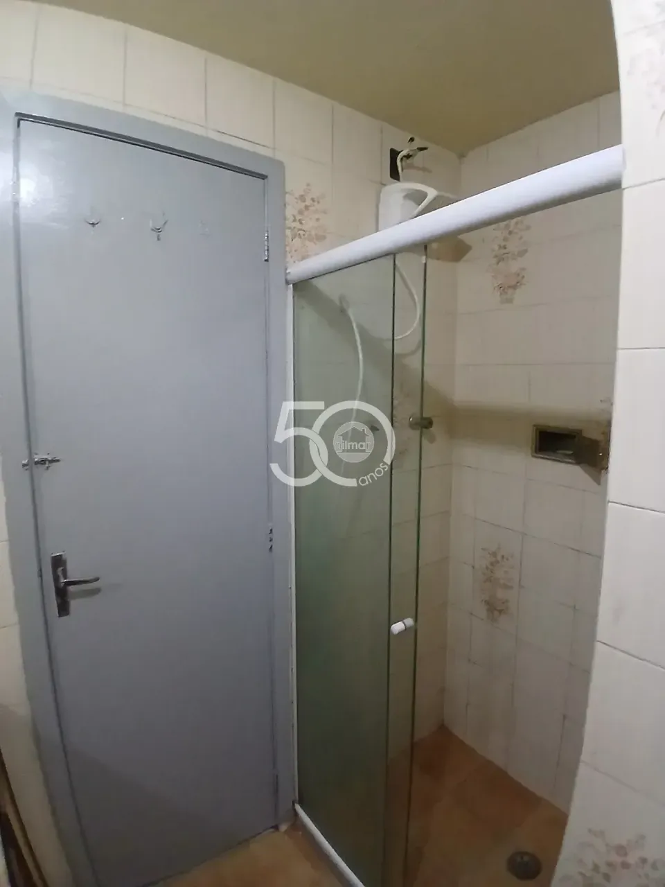 Apartamento sem mobília com 2 quartos e varanda — photo 17