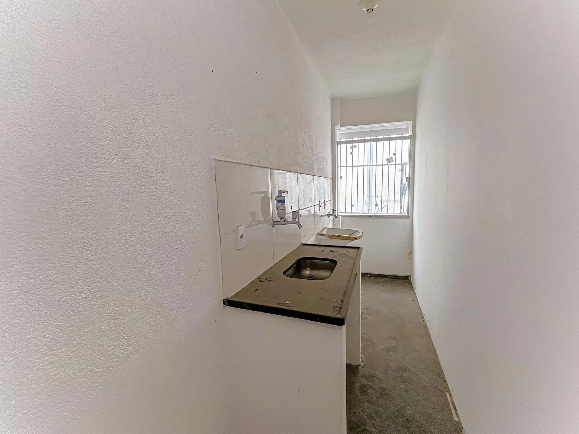 Apartamento de 1 dormitorio con cocina equipada — photo 7