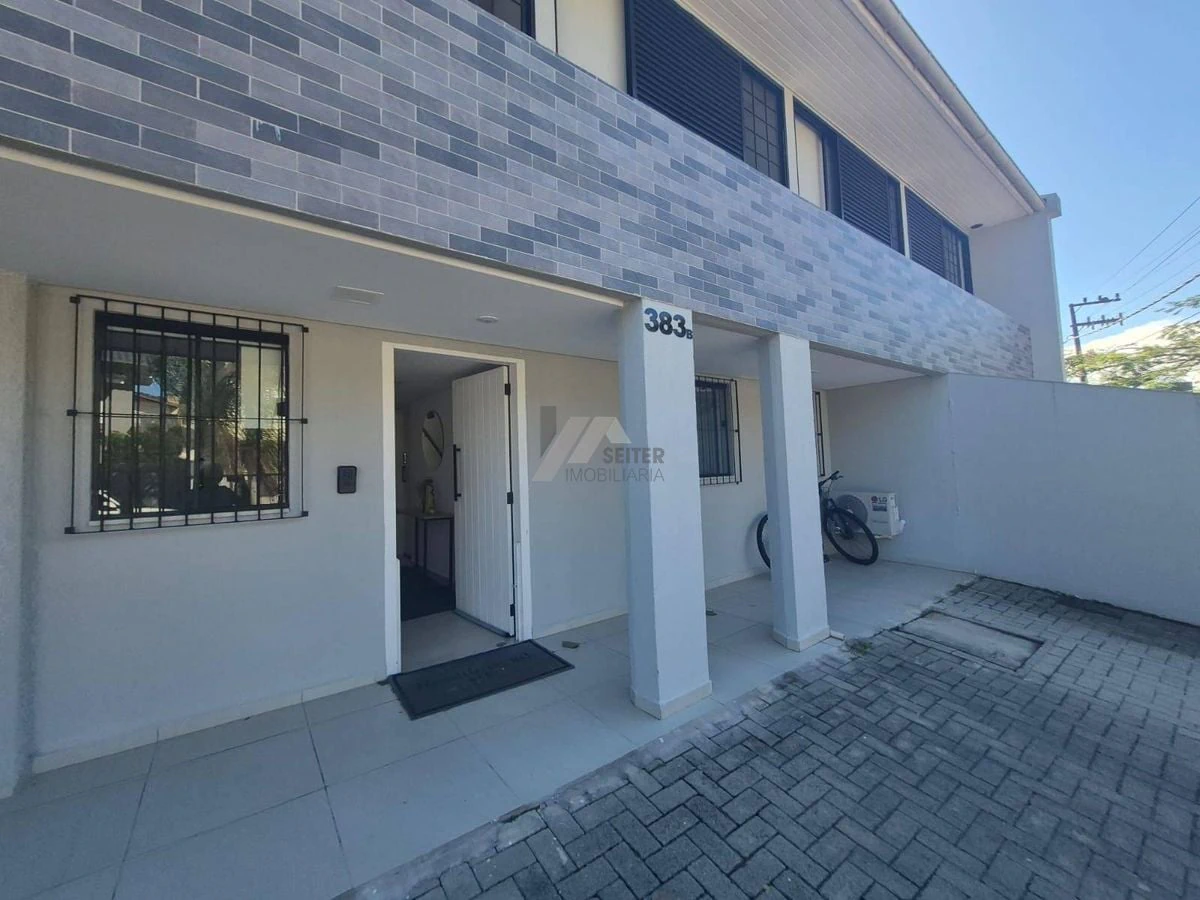 One-bedroom, 29 m² apartment in Florianópolis — photo 9