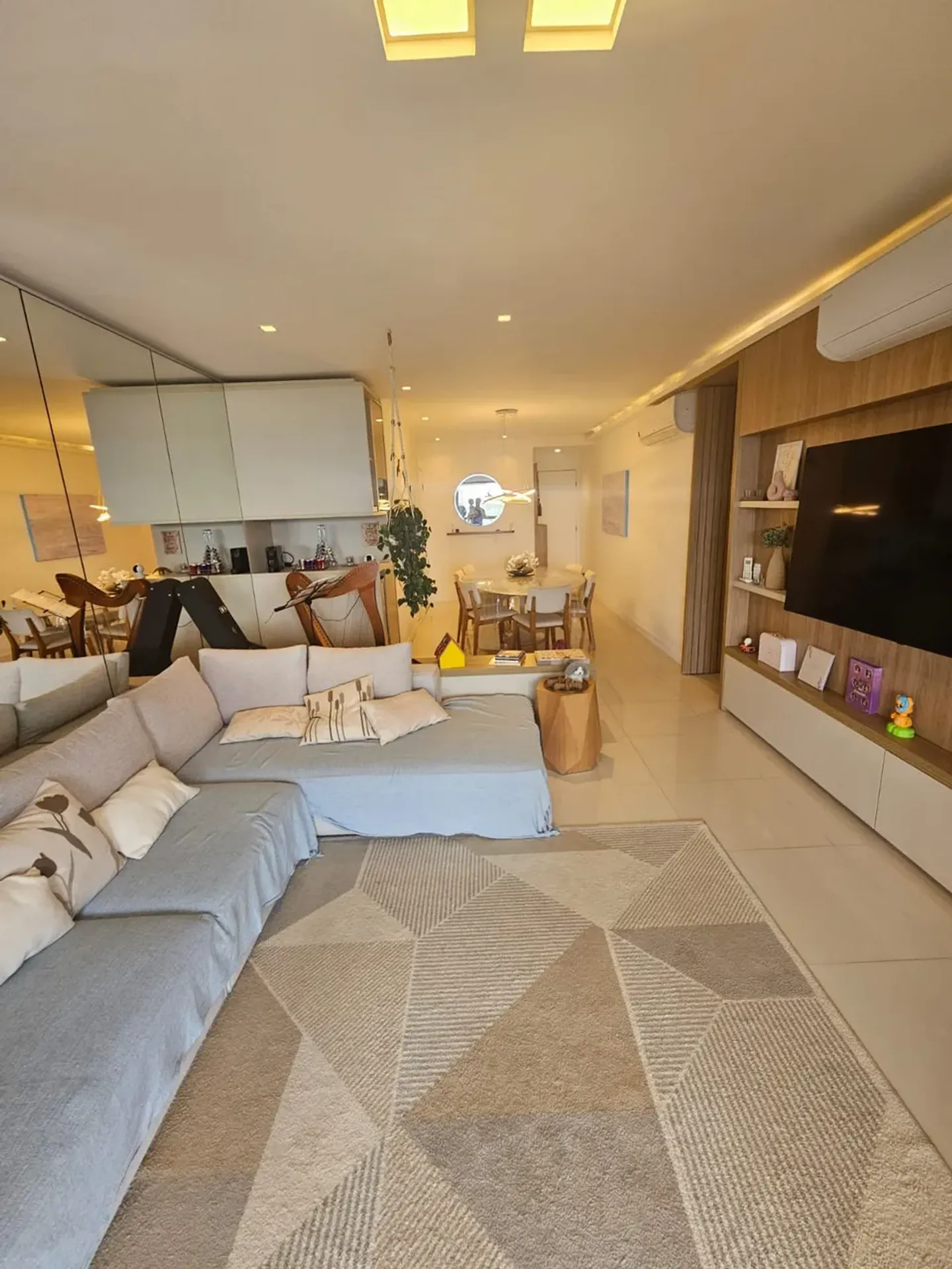 3-bedroom apartment in a building with a sauna