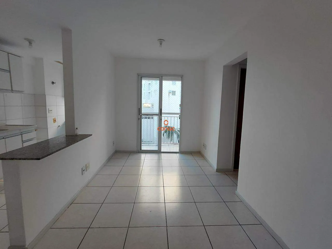 2-bedroom apartment in a building with a gym — photo 7