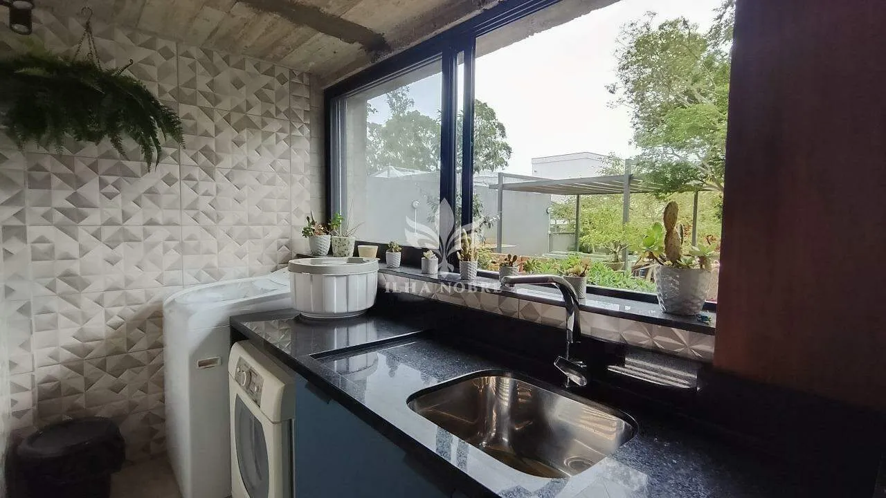Casa de 2 dormitorios con vestidor en Florianópolis — photo 19