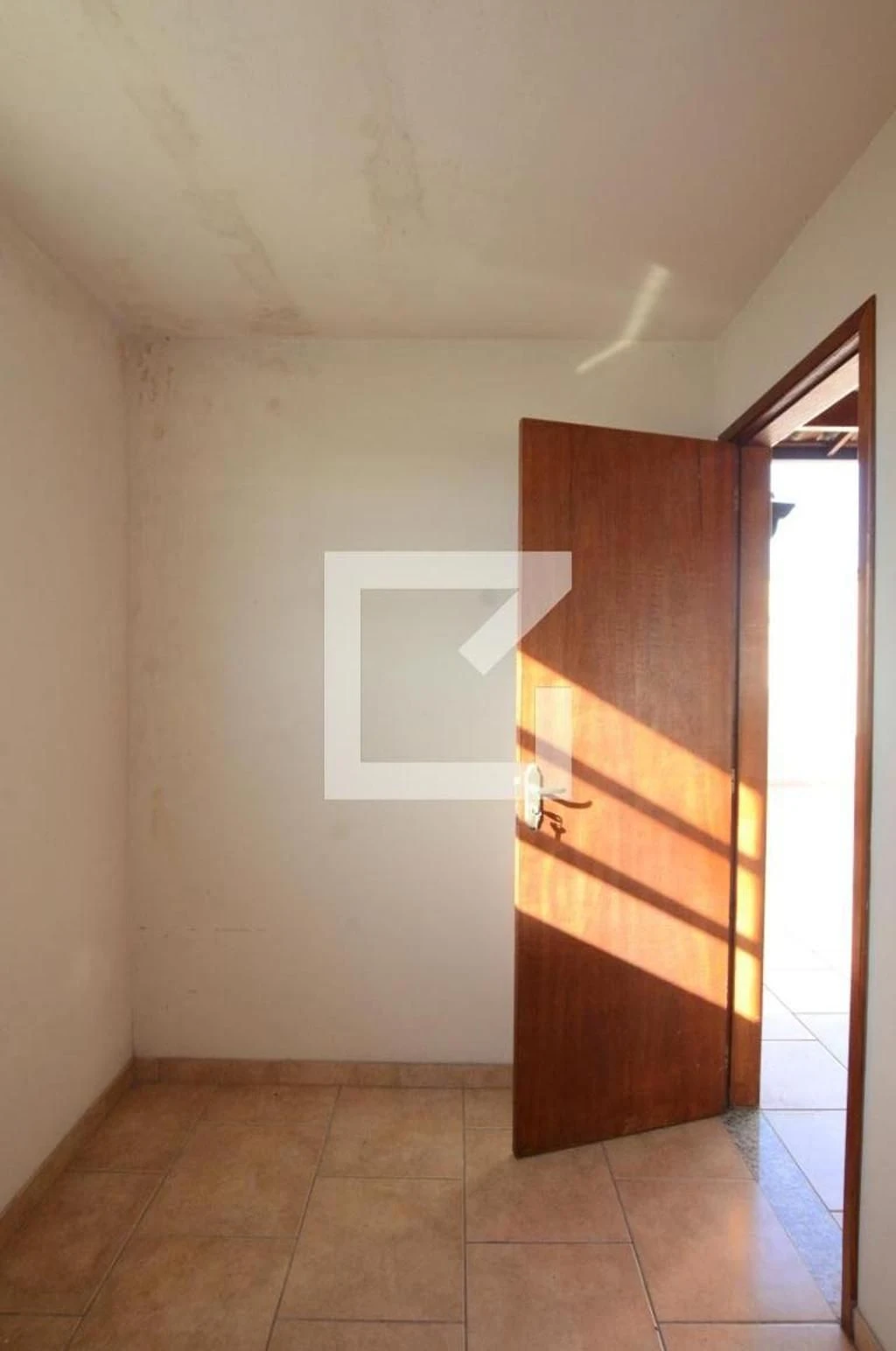 Casa sem mobília com 5 quartos e 5 banheiros — photo 117