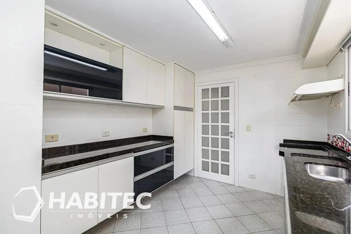 Casa de 3 quartos com banheira — photo 11