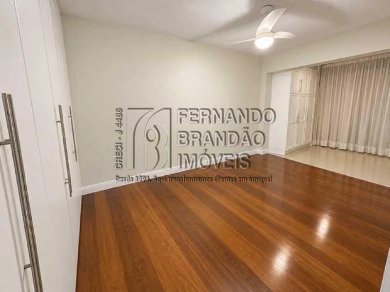 Apartamento de 170 m² com 3 quartos e varanda — photo 10