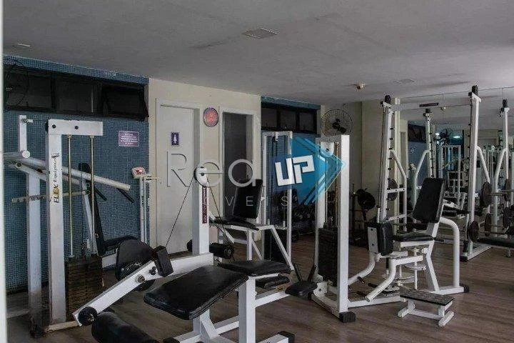 87 m² apartment with 2 bedrooms and a balcony — photo 3