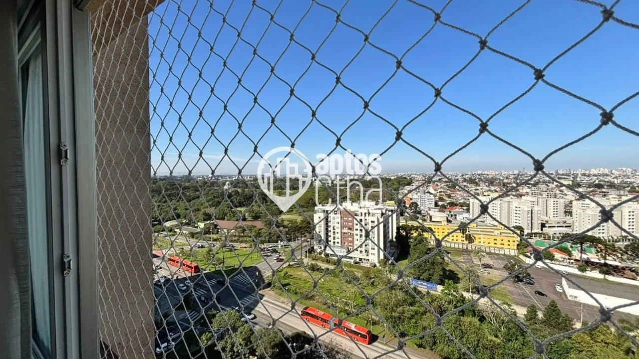 3-bedroom apartment with a home office in Curitiba — photo 19