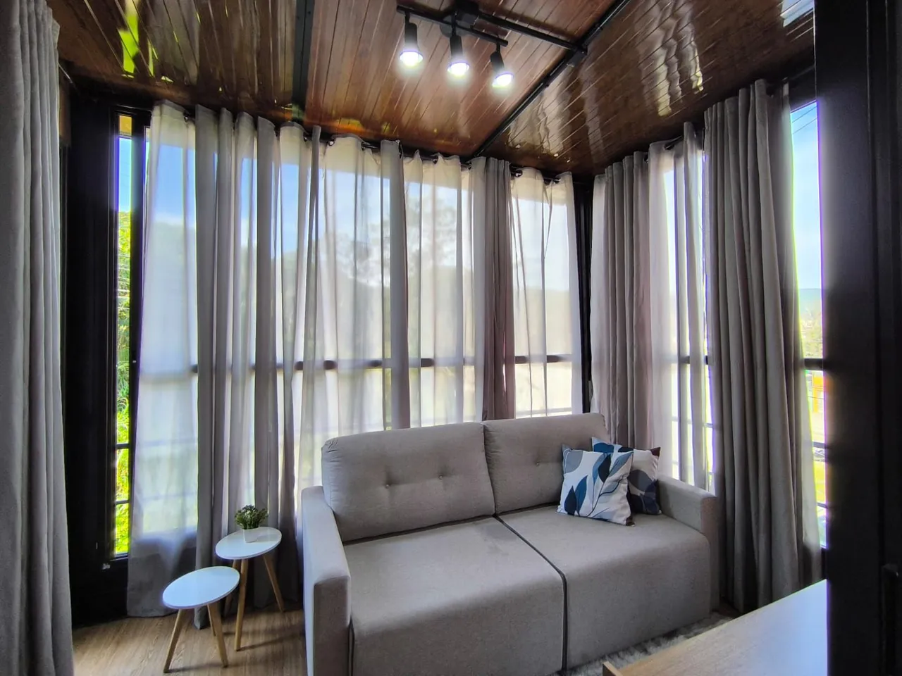 Mountain view in a one-bedroom house, 36 m² — photo 7