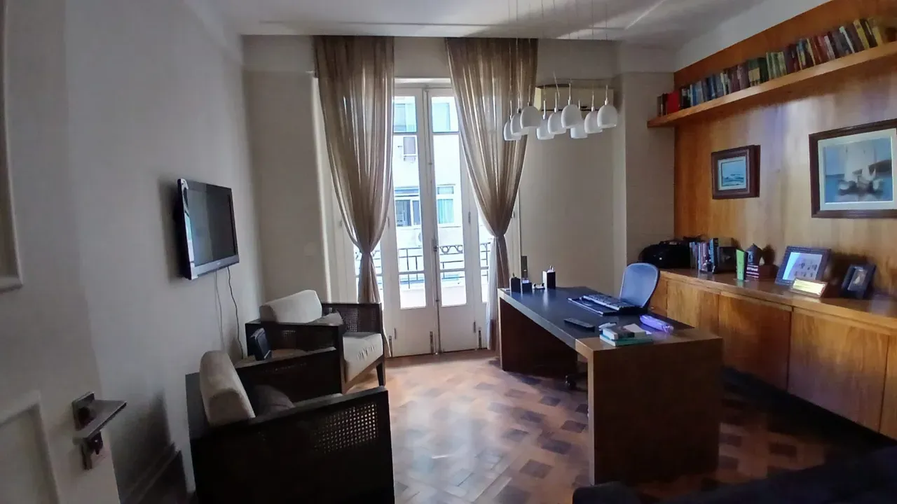 Furnished 3-bedroom apartment with 230 m² and no parking — photo 5