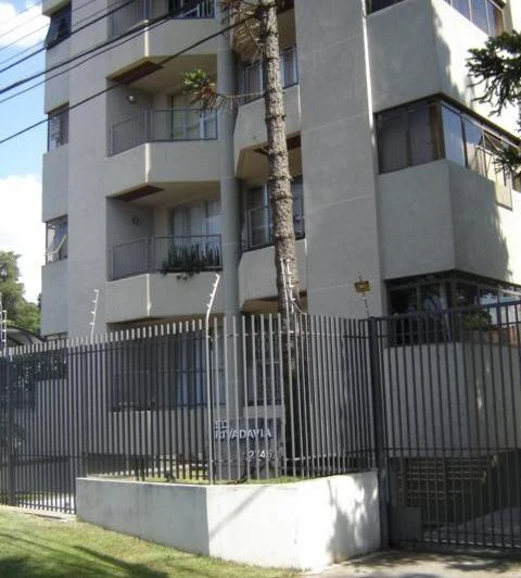 90 m² duplex-style apartment with terrace and 1 en-suite — photo 5