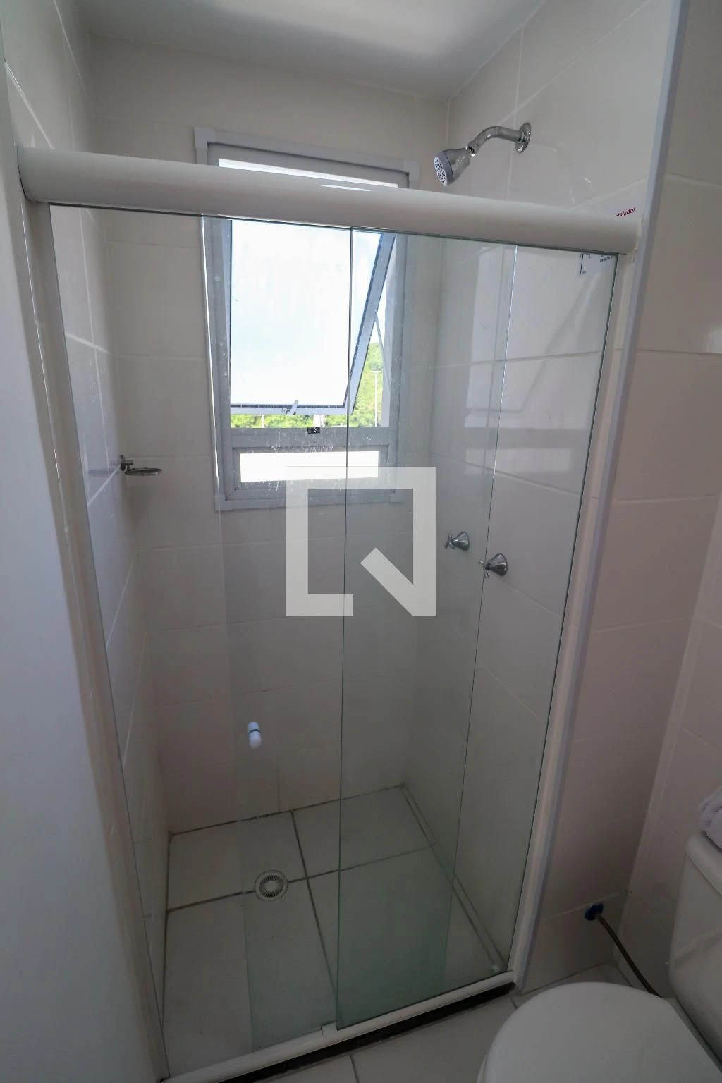 Apartamento sem mobília com 2 quartos e garagem — photo 10