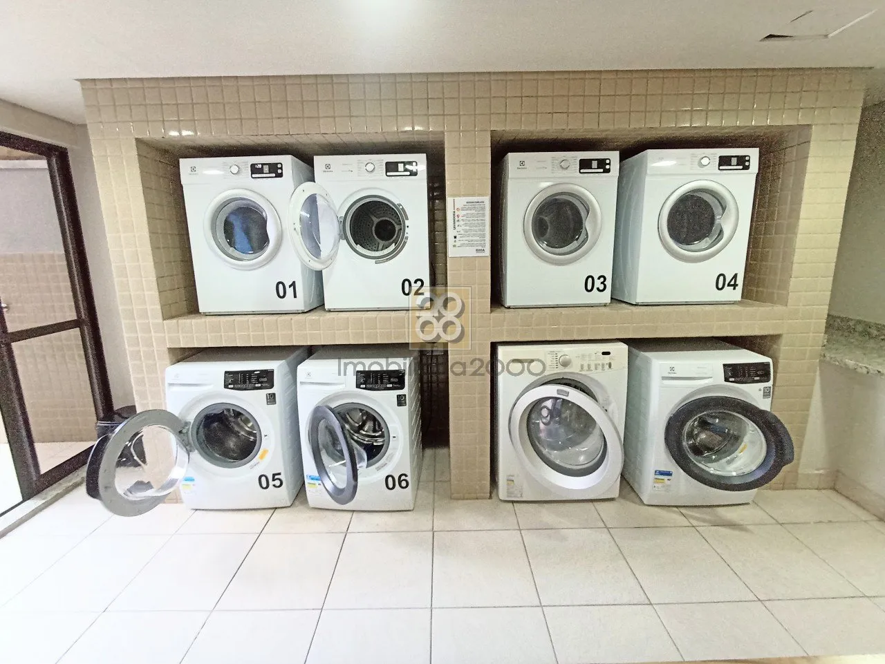 Washing machine in a one-bedroom apartment, 34 m² — photo 11