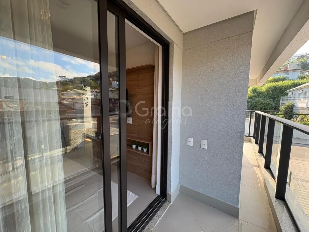 Furnished 2-bedroom 2-bath apartment with 71 m² and 1 parking — photo 24