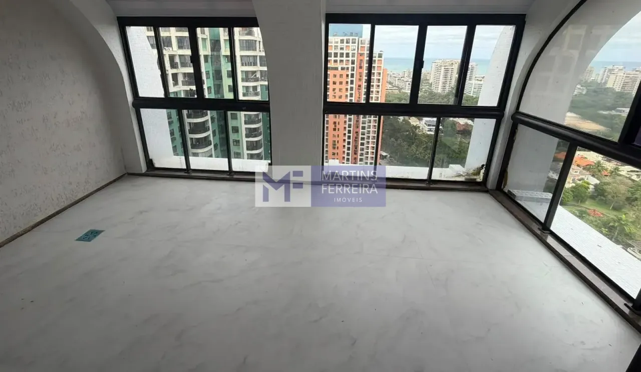Unfurnished apartment with 3 bedrooms and 5 bathrooms — photo 20