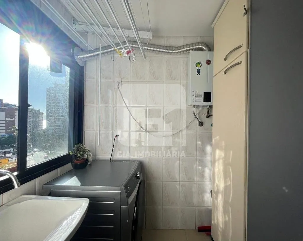 Furnished 3-bedroom apartment with 101 m² and balcony — photo 22