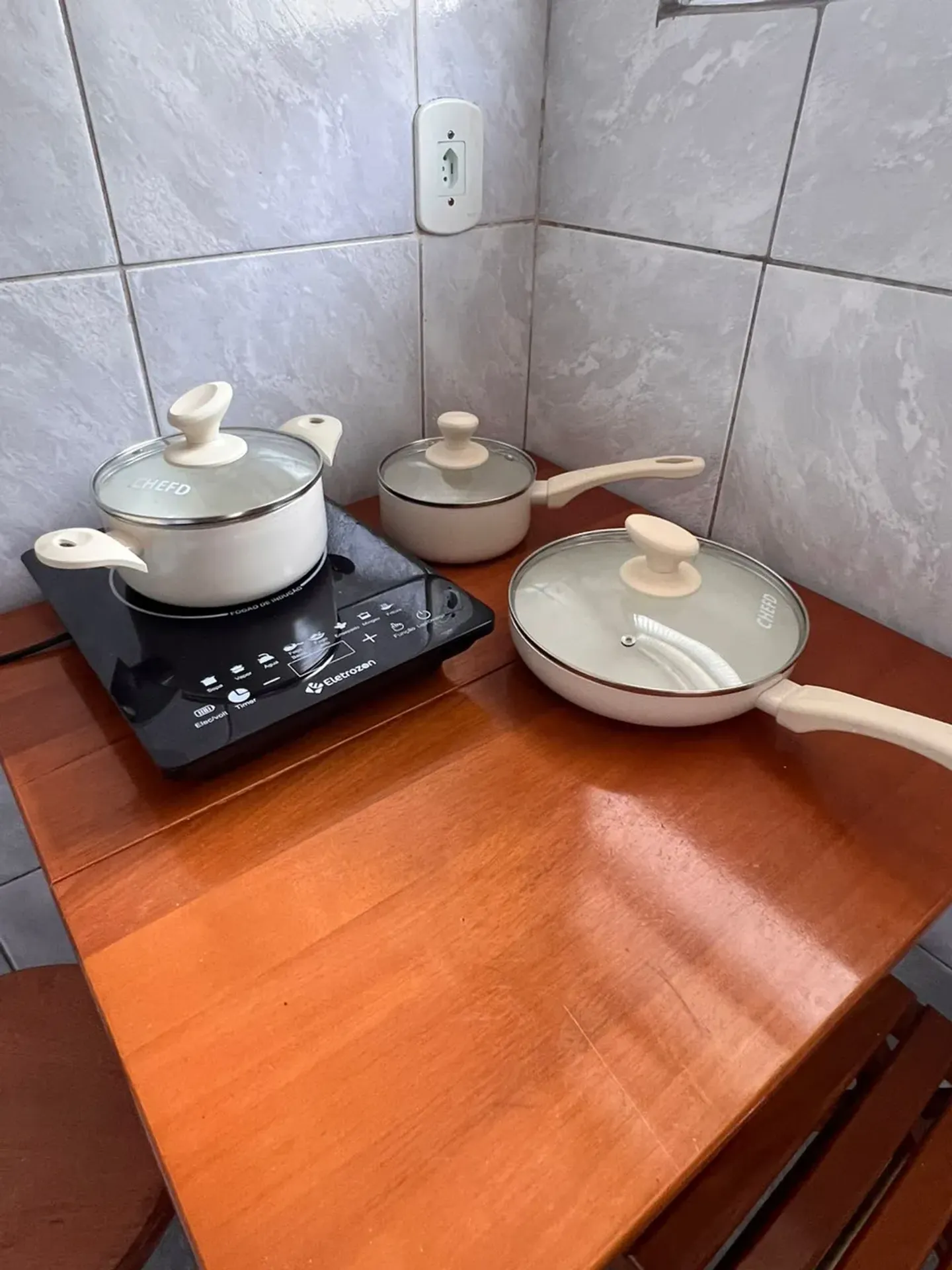 Furnished 40 m² apartment with balcony and 1 bedroom — photo 11