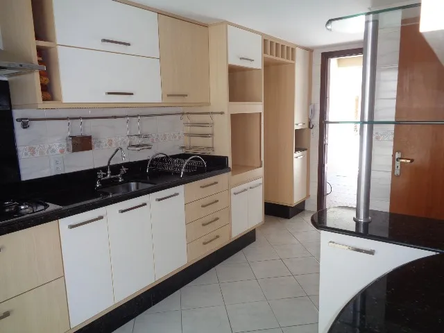 Casa de 3 quartos com banheira, Uberaba