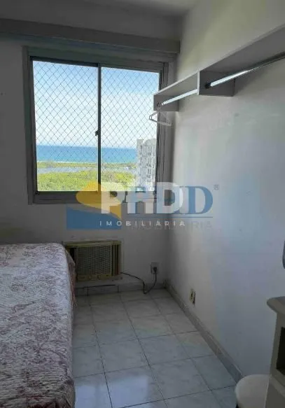 Furnished 2-bedroom apartment with open-plan kitchen — photo 4