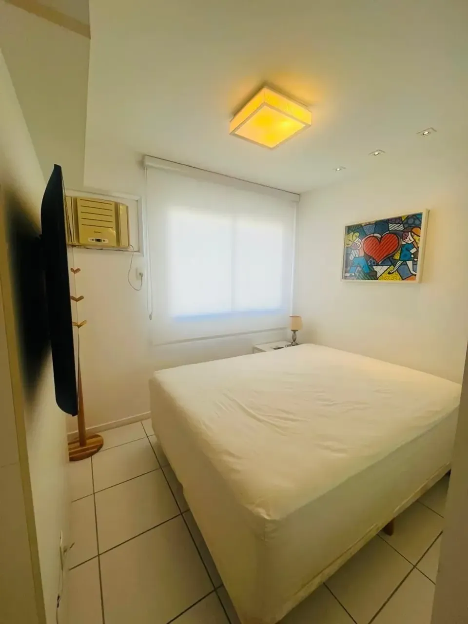 2-bedroom apartment with 2 bathrooms and a balcony — photo 9