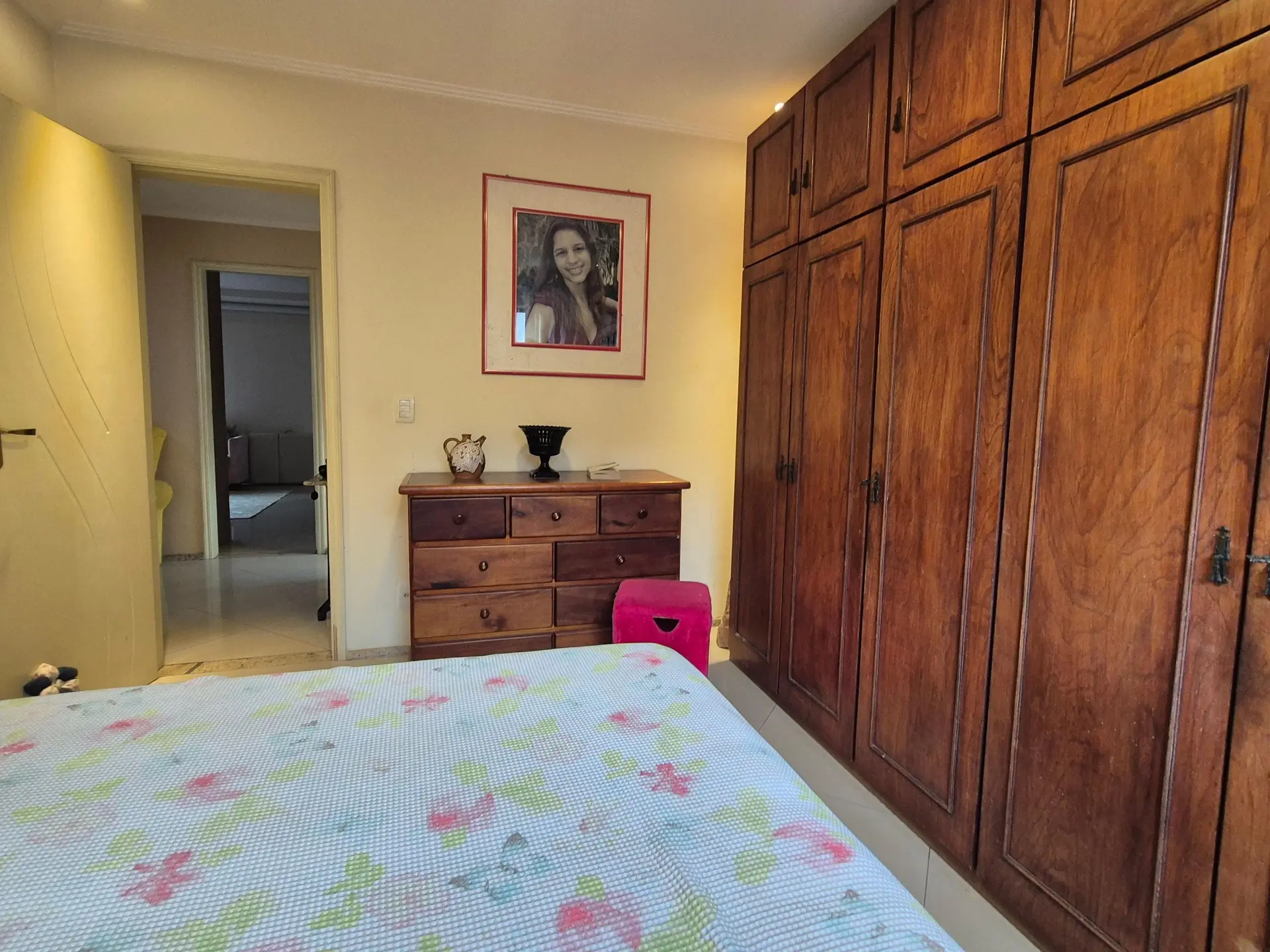 Jacuzzi in a 3-bedroom house, 400 m² — photo 15