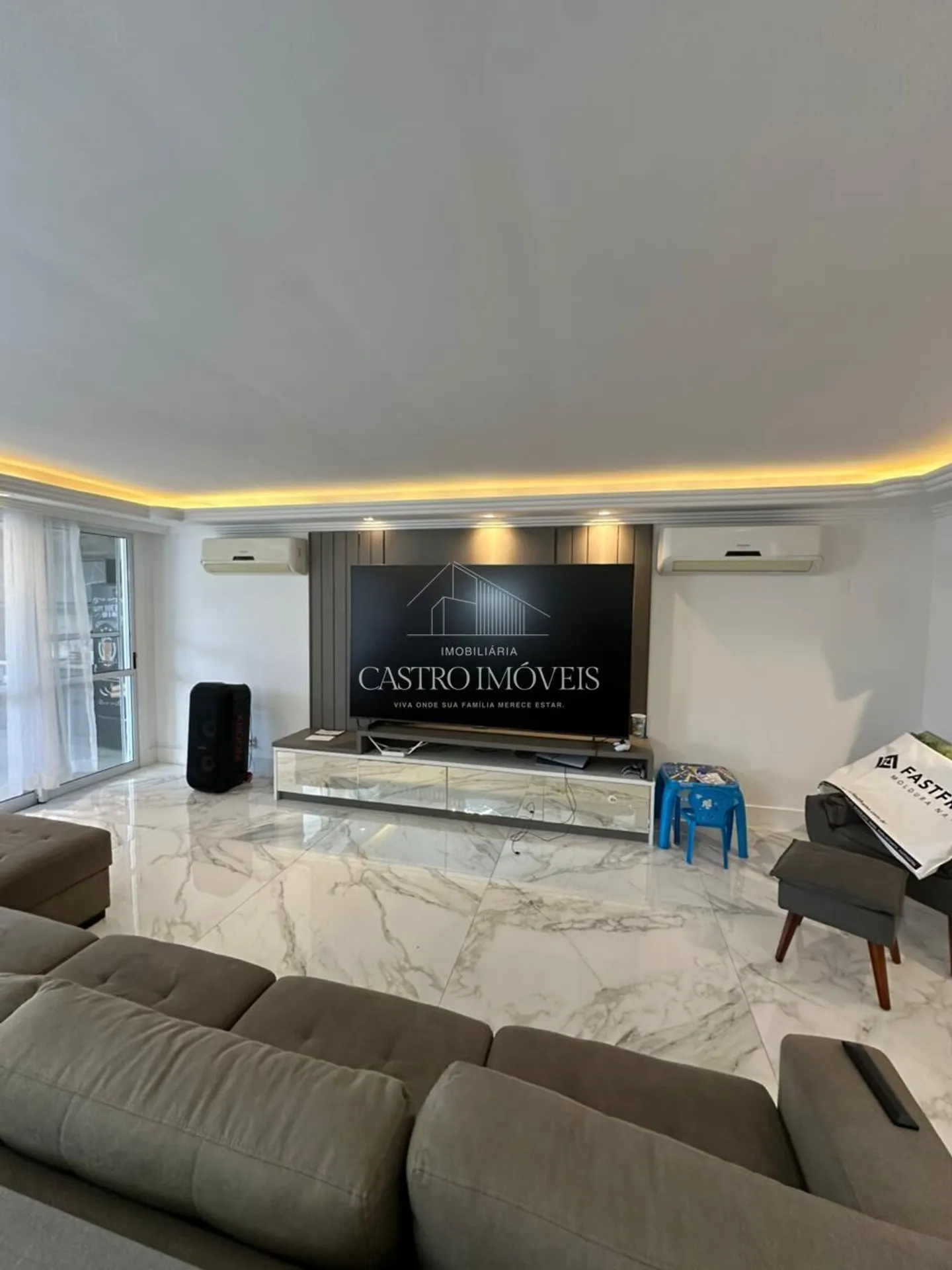 Furnished duplex house with 220 m² and 4 bedrooms — photo 31