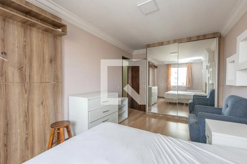 Apartamento de 4 quartos com varanda e 165 m² — photo 23