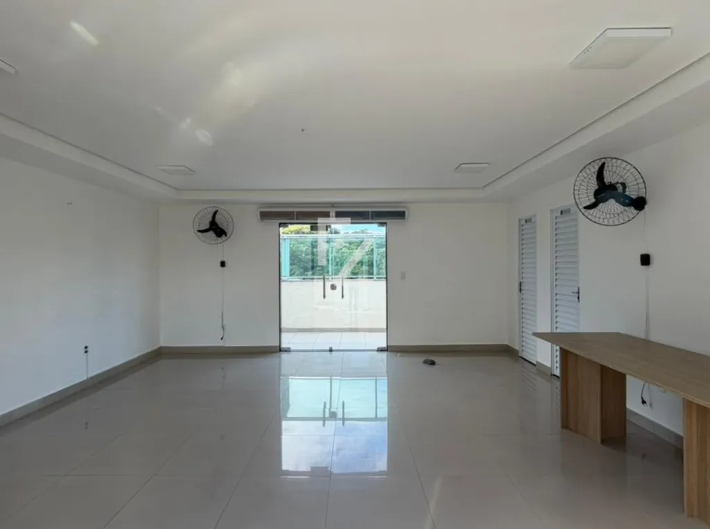 Unfurnished apartment with 2 bedrooms and 2 bathrooms — photo 47