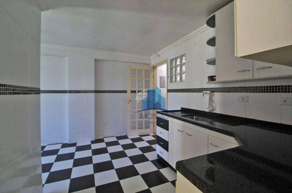 3-bedroom house, 2 with their own bathrooms, 297 m² — photo 4
