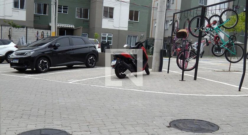 Деревянный пол или ламинат и 2 спальни: квартира 45 м² — photo 27